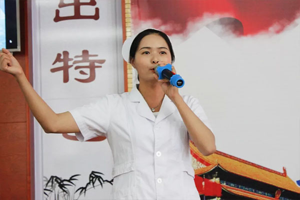 泸西县中医医院2021年5.12国际护士节演讲活动圆满结束(图3)